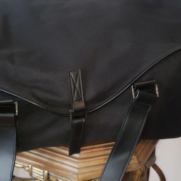 Giorgio Armani - Picture 4 of 12